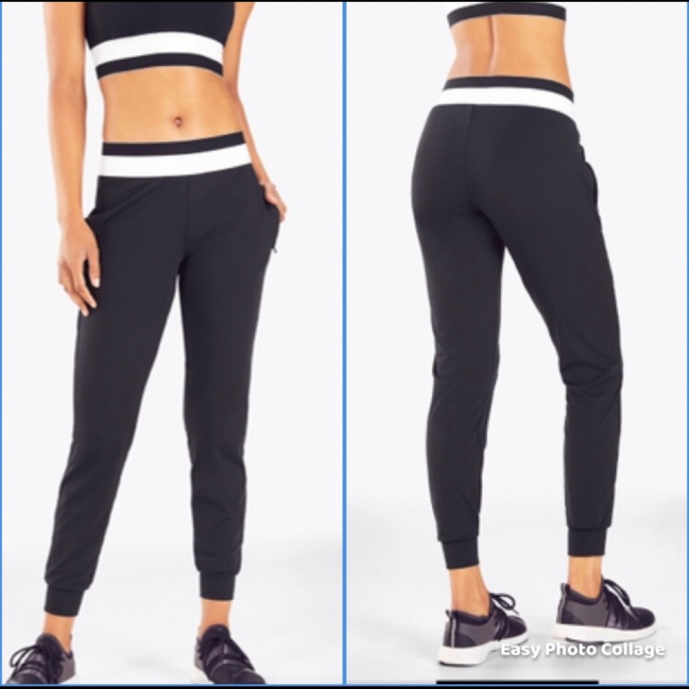 Fabletics Venetia Jogger